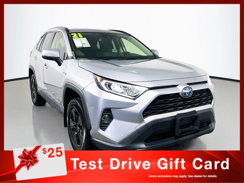 Used 2021 Toyota RAV4 XLE AWD/4WD image 1