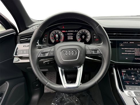 Used 2023 Audi Q7 2.0T Premium w/ Convenience Package image 12