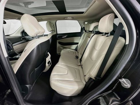 Used 2021 Ford Edge Titanium FWD image 23