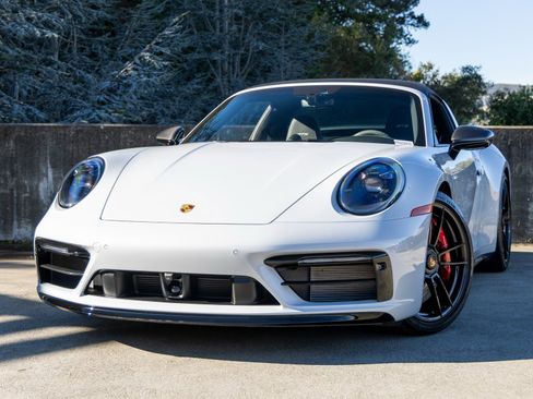 Certified 2024 Porsche 911 Targa 4 GTS image 53