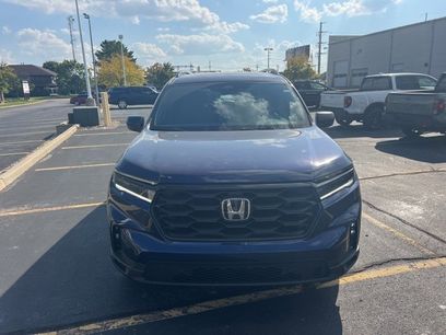 New 2025 Honda Pilot Sport