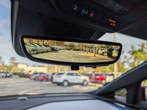 New 2026 Chevrolet Equinox EV LT image 20