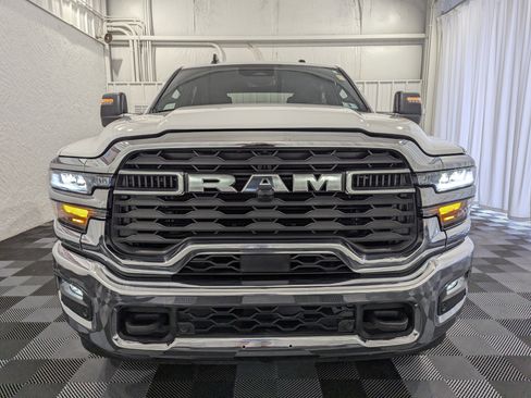 Used 2025 RAM 2500 Big Horn AWD/4WD image 4