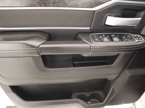 Used 2024 RAM 2500 Big Horn w/ Bed Utility Group image 14