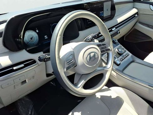 Certified 2024 Hyundai Palisade Calligraphy FWD image 15