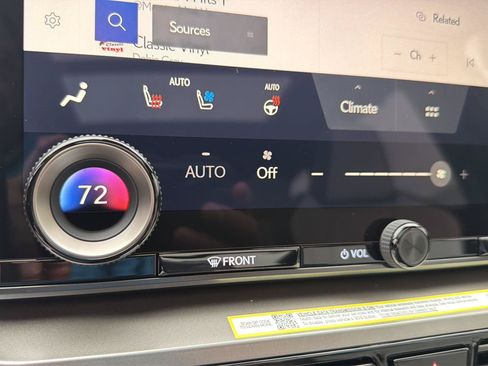 New 2026 Lexus TX 500h AWD image 27