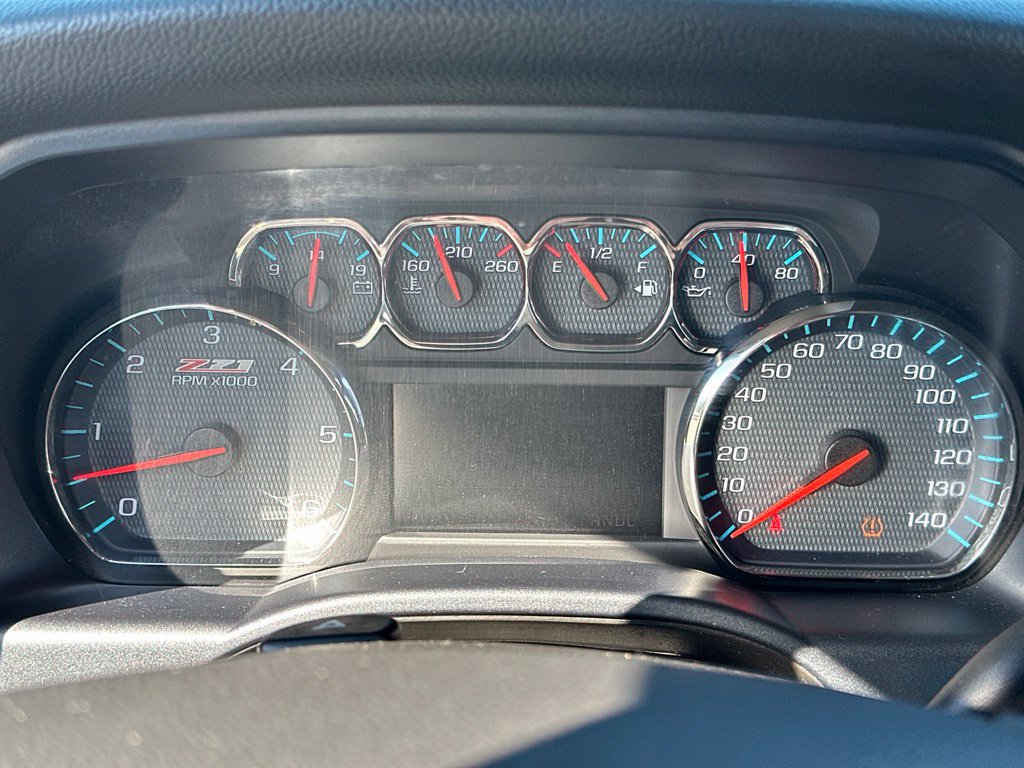 Used 2018 Chevrolet Silverado 1500 LT w/ All Star Edition AWD/4WD image 30