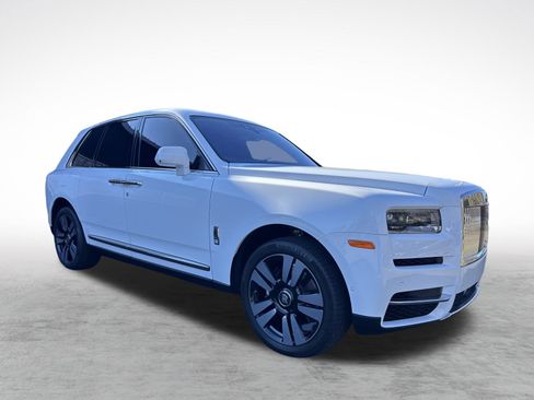 Certified 2022 Rolls-Royce Cullinan image 8