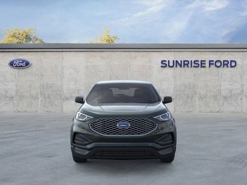 New 2024 Ford Edge SE image 6