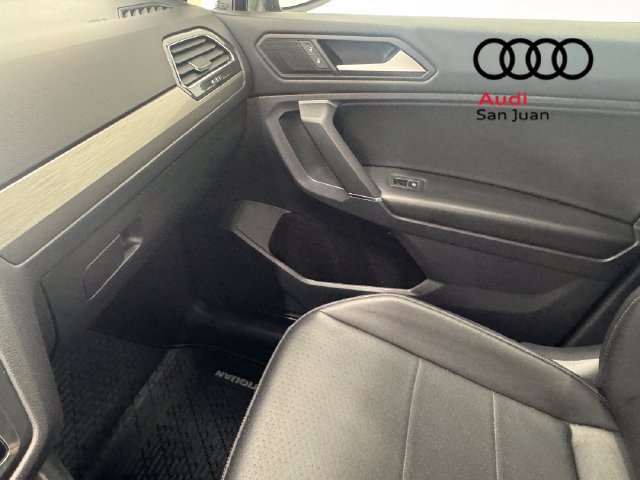 Used 2020 Volkswagen Tiguan SE AWD/4WD image 32