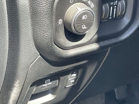 Used 2026 RAM 1500 Laramie AWD/4WD image 25
