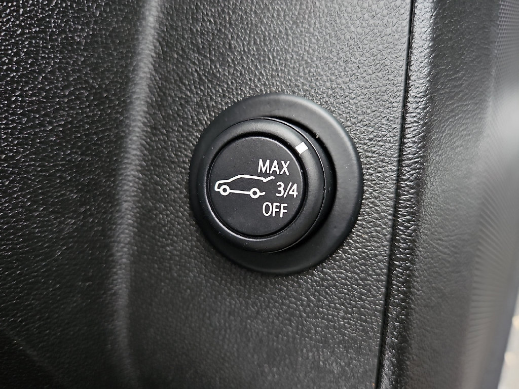 Used 2023 Chevrolet Equinox RS AWD/4WD image 26