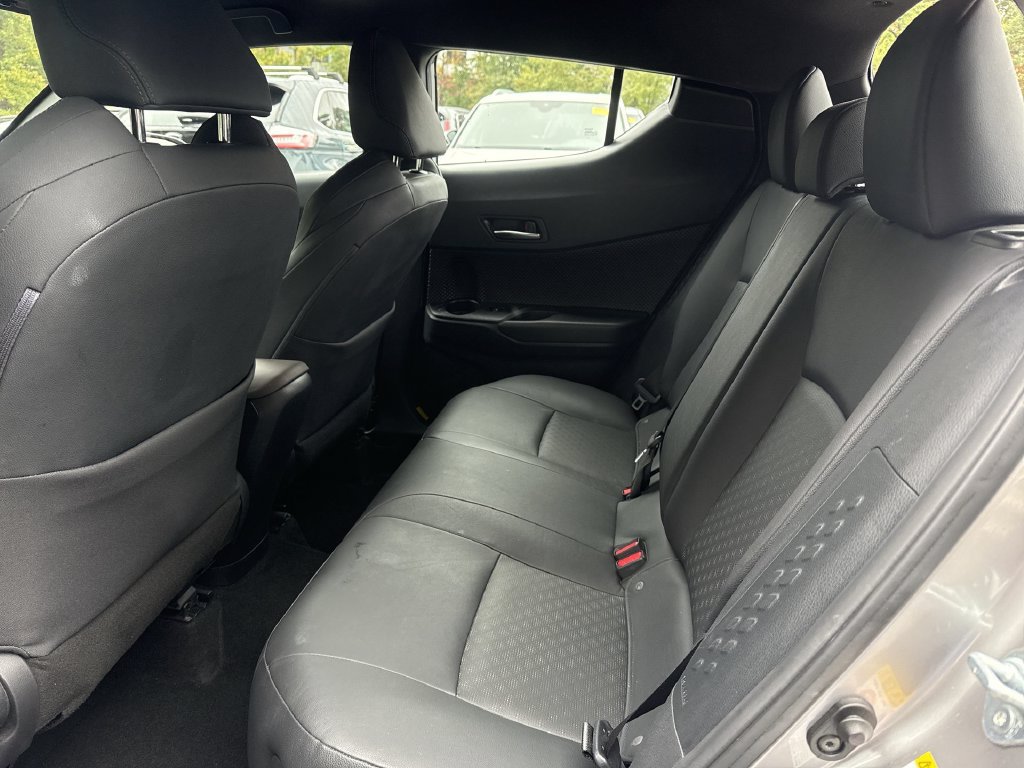 Used 2019 Toyota C-HR Limited FWD image 24