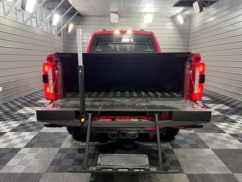 Used 2023 Ford F350 Lariat w/ Lariat Ultimate Package image 11
