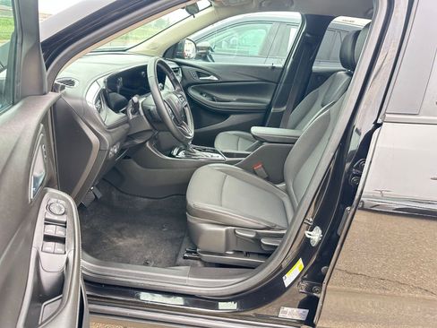 Used 2025 Buick Encore GX Preferred image 27