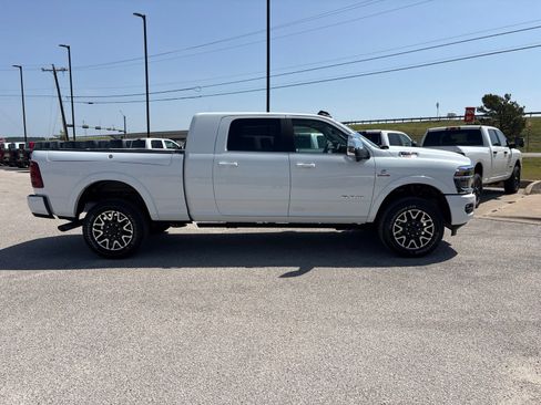 New 2027 RAM 2500 Limited AWD/4WD image 7