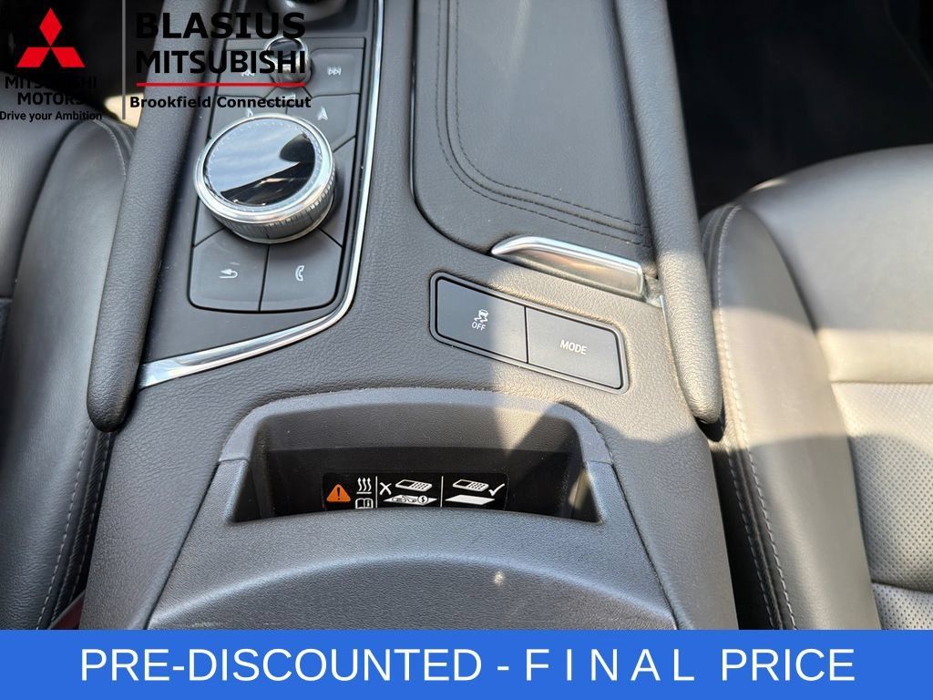 Used 2025 Cadillac XT5 Premium Luxury AWD/4WD image 31