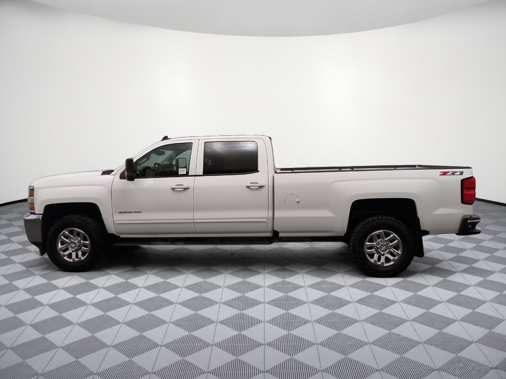 Used 2019 Chevrolet Silverado 3500 LT w/ LT Fleet Plus Package AWD/4WD image 2