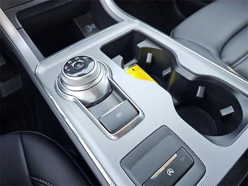 Used 2021 Ford Edge SEL w/ Convenience Package image 37