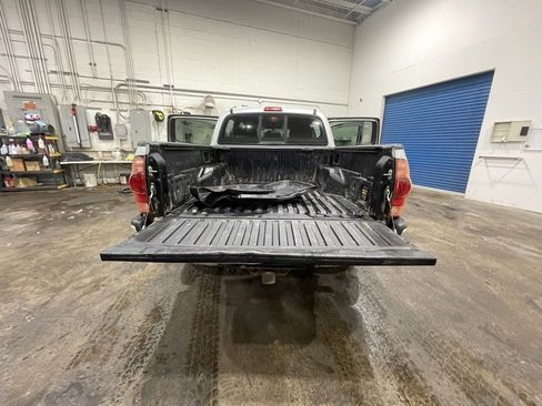 Used 2005 Toyota Tacoma 4x4 Double Cab image 22