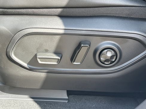 New 2025 Jeep Grand Cherokee Limited AWD/4WD image 23