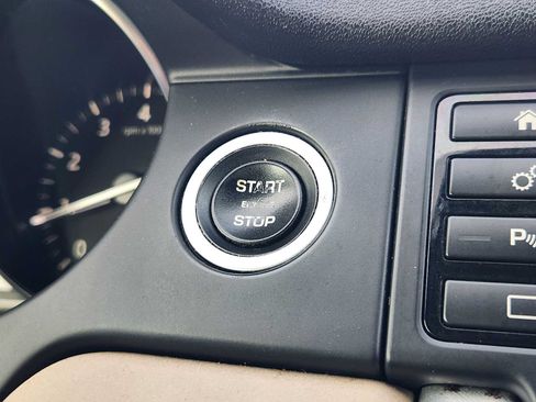 Used 2018 Land Rover Discovery Sport HSE AWD/4WD image 19