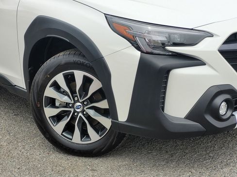 Used 2024 Subaru Outback Touring w/ Popular Package #2 image 3
