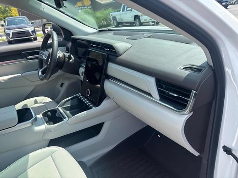 Used 2026 GMC Terrain Denali AWD/4WD image 30