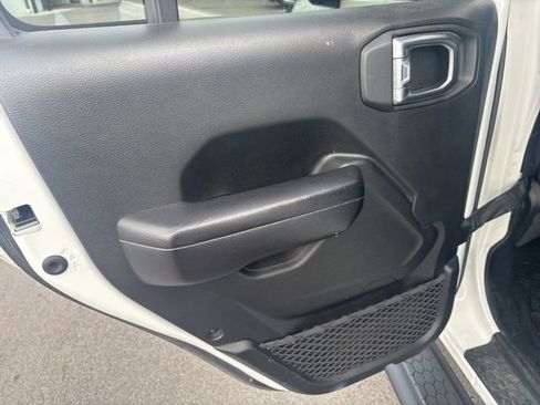 Used 2021 Jeep Wrangler Unlimited Sport image 21