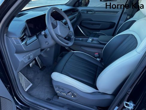 New 2026 Kia EV9 GT-Line image 9