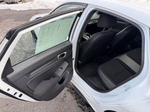 Certified 2024 Honda Civic Sport image 11