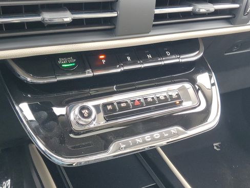 New 2026 Lincoln Corsair Premiere image 22