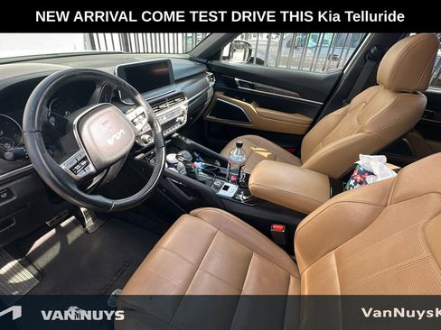 Used 2022 Kia Telluride SX w/ Towing Package image 3