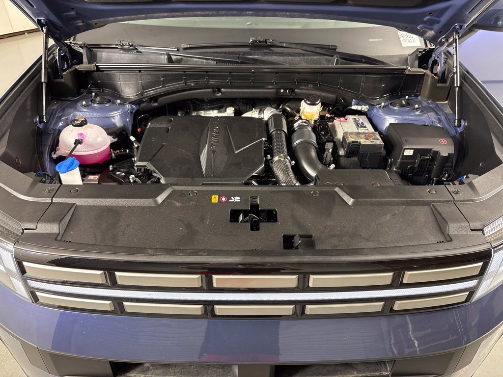 Used 2025 Hyundai Santa Fe SEL FWD image 46