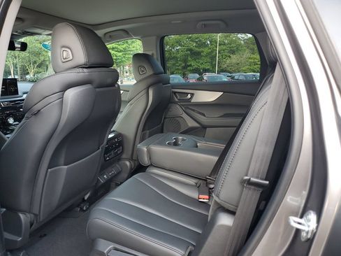 Certified 2025 Acura MDX FWD image 13