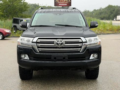 Used 2016 Toyota Land Cruiser AWD/4WD image 3