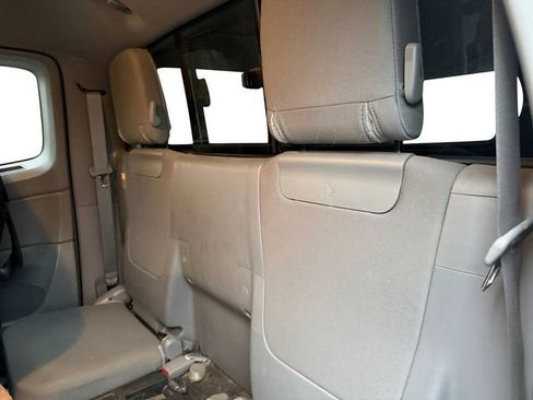 Used 2012 Toyota Tacoma 4x4 Access Cab V6 image 13