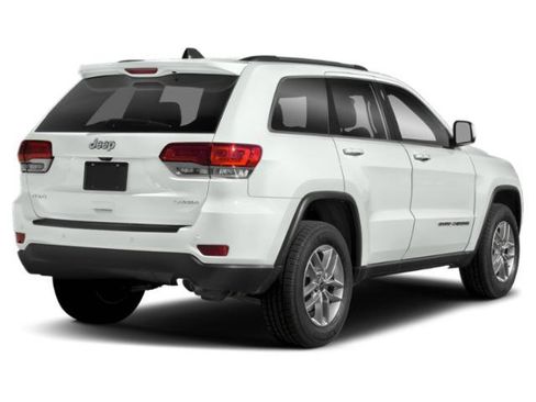 Used 2018 Jeep Grand Cherokee Altitude image 2