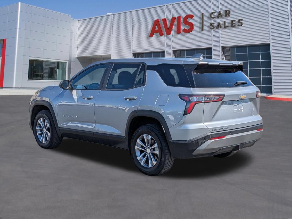 Used 2025 Chevrolet Equinox LT AWD/4WD image 9