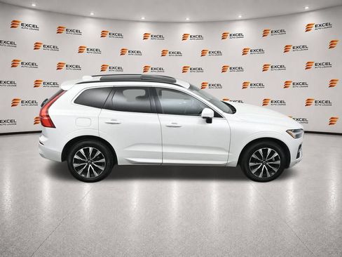 Used 2023 Volvo XC60 B5 Core AWD/4WD image 40