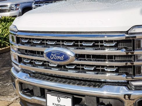 Used 2024 Ford F250 Lariat image 6