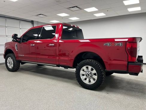 Used 2022 Ford F350 Platinum AWD/4WD image 7