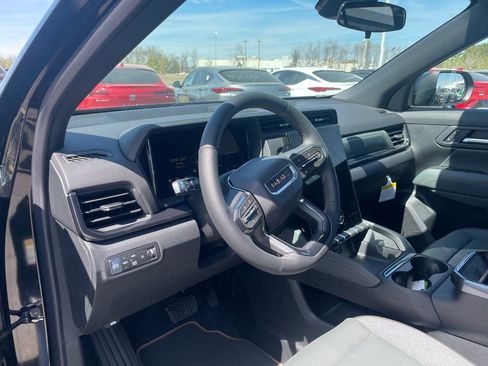 New 2026 GMC Terrain AT4 AWD/4WD image 10