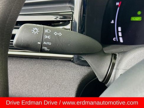 Used 2026 Toyota Camry LE w/ Convenience Package image 15