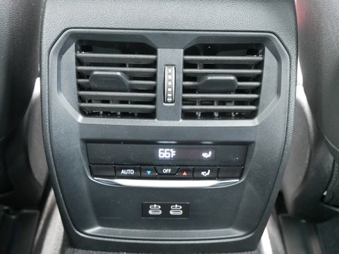 New 2024 BMW i4 eDrive40 w/ Premium Package image 10