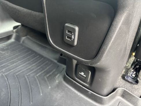 Used 2019 GMC Terrain SLT w/ Preferred Package FWD image 31
