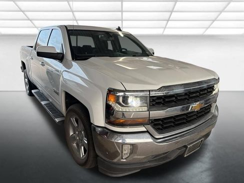 Used 2018 Chevrolet Silverado 1500 LT w/ Texas Edition RWD image 1