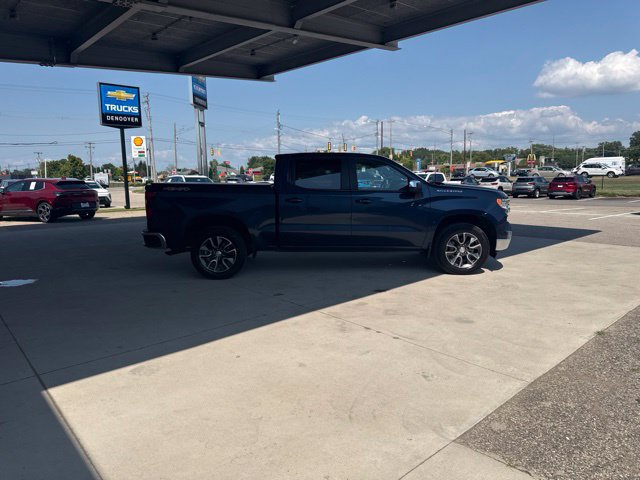 Used 2022 Chevrolet Silverado 1500 LT w/ Protection Package AWD/4WD image 8