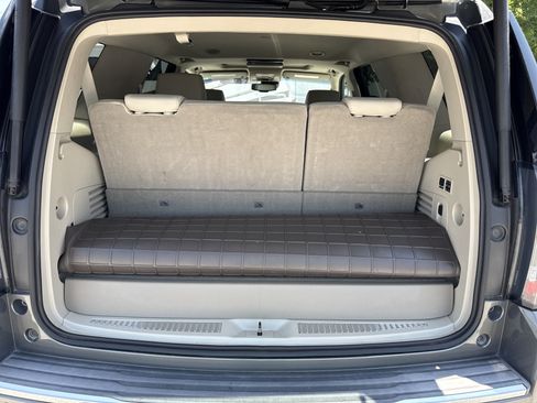 Used 2017 GMC Yukon Denali w/ Open Road Package RWD image 40
