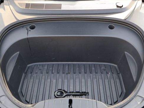 Used 2023 Tesla Model 3 Standard Range RWD image 21